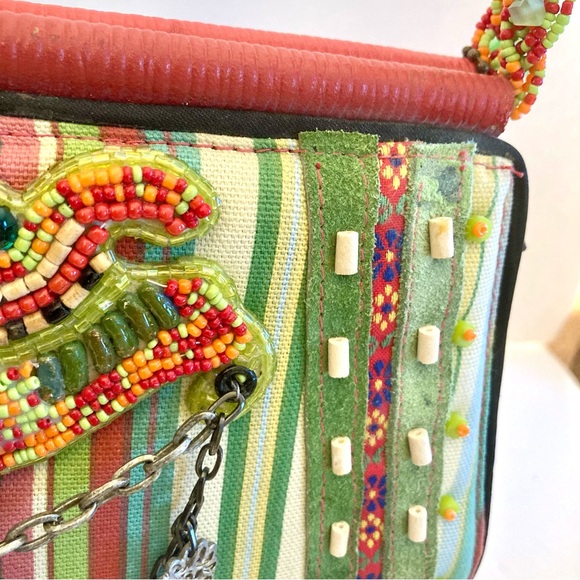 Spring Sale 🌼 Mary Frances handbag semi precious stones jewel toned pendant - Picture 11 of 15